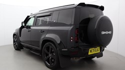 2022 (71) LAND ROVER DEFENDER 3.0 D300 X-Dynamic HSE 110 5dr Auto 5584802