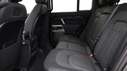 2022 (71) LAND ROVER DEFENDER 3.0 D300 X-Dynamic HSE 110 5dr Auto 5584833