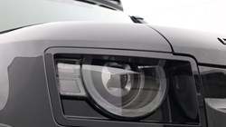 2022 (71) LAND ROVER DEFENDER 3.0 D300 X-Dynamic HSE 110 5dr Auto 5584808