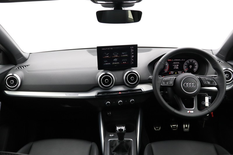 2025 (75) AUDI Q2 35 TFSI S Line 5dr 5580038