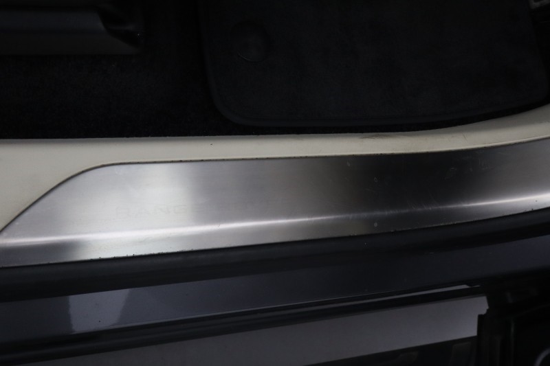 2023 (23) LAND ROVER RANGE ROVER 3.0 D300 HSE 4dr Auto  5592357