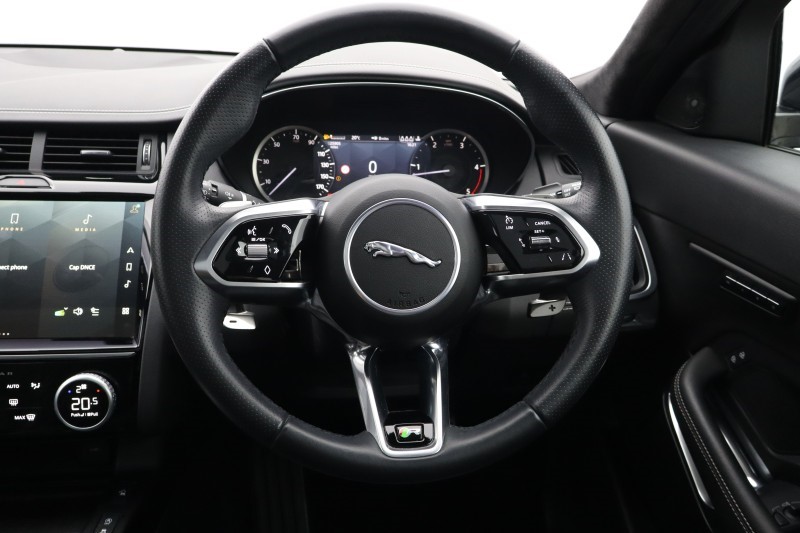 2023 (73) JAGUAR E-PACE 2.0 D200 R-Dynamic Black 5dr Auto 5619360