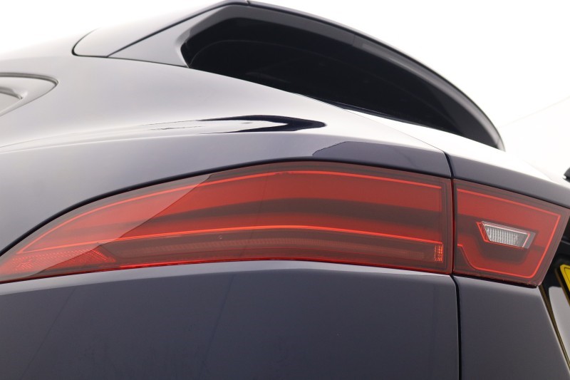 2023 (73) JAGUAR E-PACE 2.0 D200 R-Dynamic Black 5dr Auto 5619345