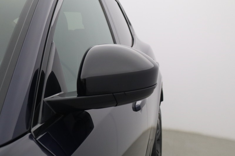 2023 (73) JAGUAR E-PACE 2.0 D200 R-Dynamic Black 5dr Auto 5619341