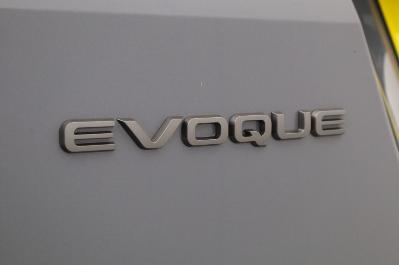 2022 (22) LAND ROVER RANGE ROVER EVOQUE 2.0 D200 R-Dynamic SE 5dr Auto 5596974