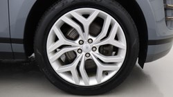 2022 (22) LAND ROVER RANGE ROVER EVOQUE 2.0 D200 R-Dynamic SE 5dr Auto 5596968