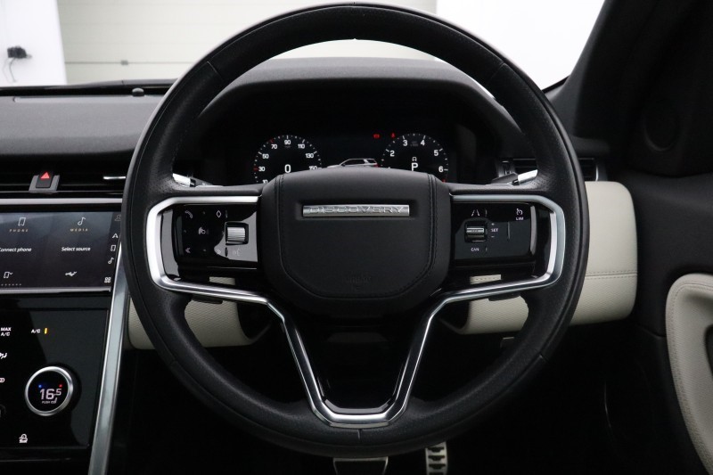 2021 (21) LAND ROVER DISCOVERY SPORT 2.0 P290 Black 5dr Auto 5601674