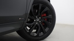 2021 (21) LAND ROVER DISCOVERY SPORT 2.0 P290 Black 5dr Auto 5601706