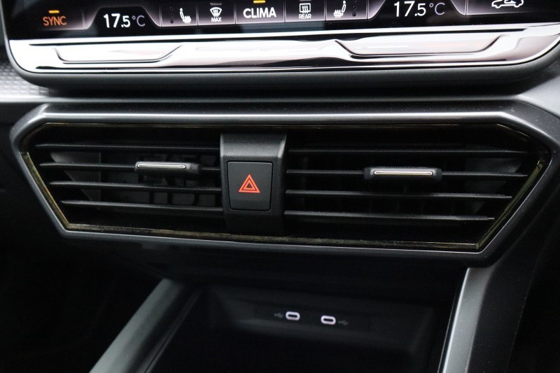 2025 (25) CUPRA FORMENTOR 2.0 TSI 333 VZ3 5dr DSG 4Drive 5595160