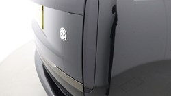 2023 (73) LAND ROVER RANGE ROVER 4.4 P615 V8 SV LWB 4dr Auto 5600766