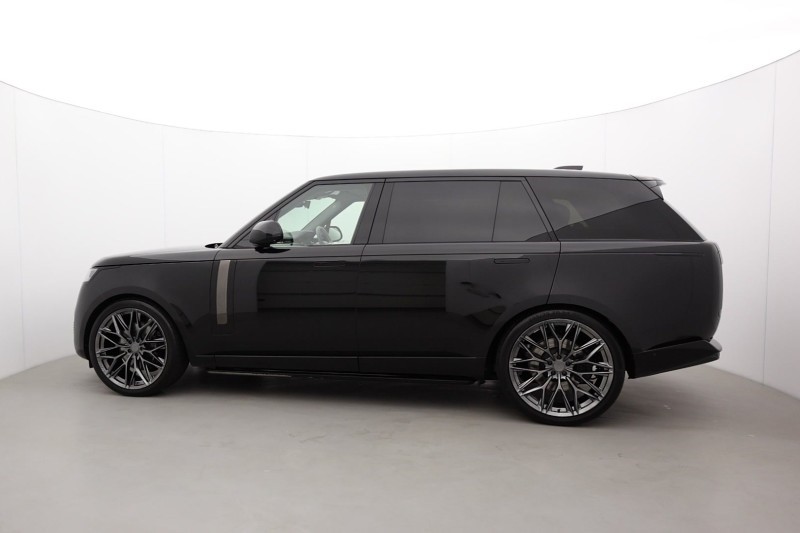 2023 (73) LAND ROVER RANGE ROVER 4.4 P615 V8 SV LWB 4dr Auto 5647590
