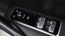 2023 (73) JAGUAR F-PACE 2.0 D200 R-Dynamic SE Black 5dr Auto AWD 5598807