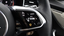 2023 (73) JAGUAR F-PACE 2.0 D200 R-Dynamic SE Black 5dr Auto AWD 5598825