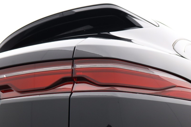 2023 (73) JAGUAR F-PACE 2.0 D200 R-Dynamic SE Black 5dr Auto AWD 5598798