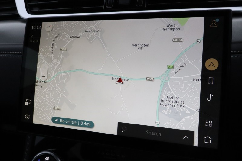 2023 (73) JAGUAR F-PACE 2.0 D200 R-Dynamic SE Black 5dr Auto AWD 5598830