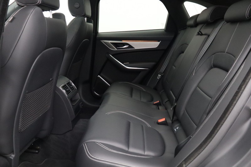 2023 (73) JAGUAR F-PACE 2.0 D200 R-Dynamic SE Black 5dr Auto AWD 5598790