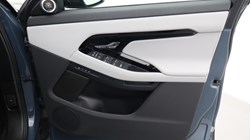 2026 (26) LAND ROVER RANGE ROVER EVOQUE 2.0 D200 Dynamic SE 5dr Auto 5654083