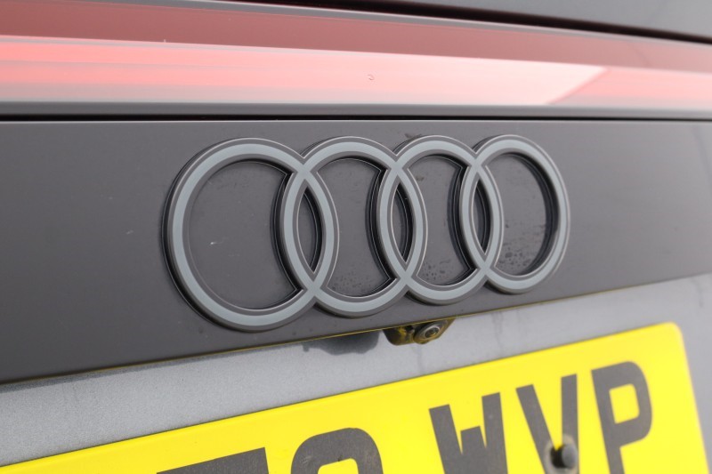 2023 (73) AUDI Q8 55 TFSI Quattro Launch Edition 5dr Tiptronic 5588482