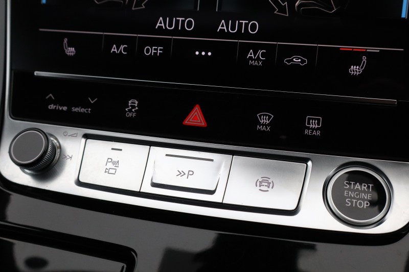 2023 (73) AUDI Q8 55 TFSI Quattro Launch Edition 5dr Tiptronic 5588517