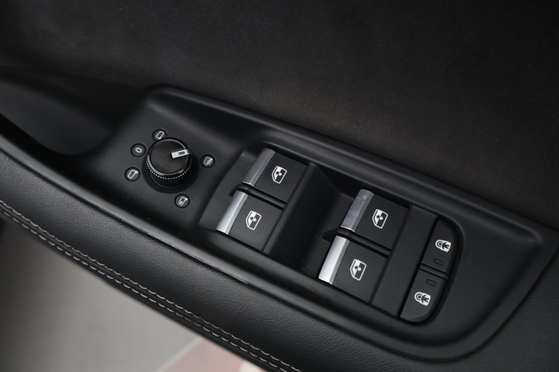 2023 (73) AUDI Q8 55 TFSI Quattro Launch Edition 5dr Tiptronic 5588493