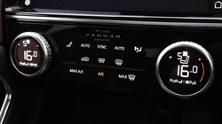 2023 (23) JAGUAR E-PACE 2.0 D200 R-Dynamic Black 5dr Auto 5600874