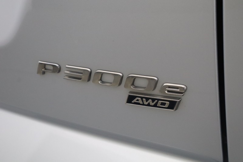 2023 (23) JAGUAR E-PACE 1.5 P300e R-Dynamic HSE 5dr Auto 5625743