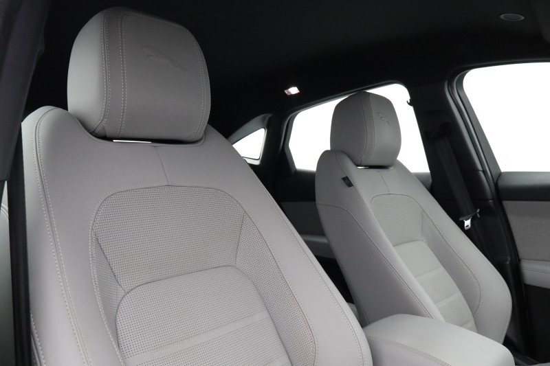2023 (23) JAGUAR E-PACE 1.5 P300e R-Dynamic HSE 5dr Auto 5625712
