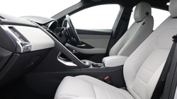 2023 (23) JAGUAR E-PACE 1.5 P300e R-Dynamic HSE 5dr Auto 5625700