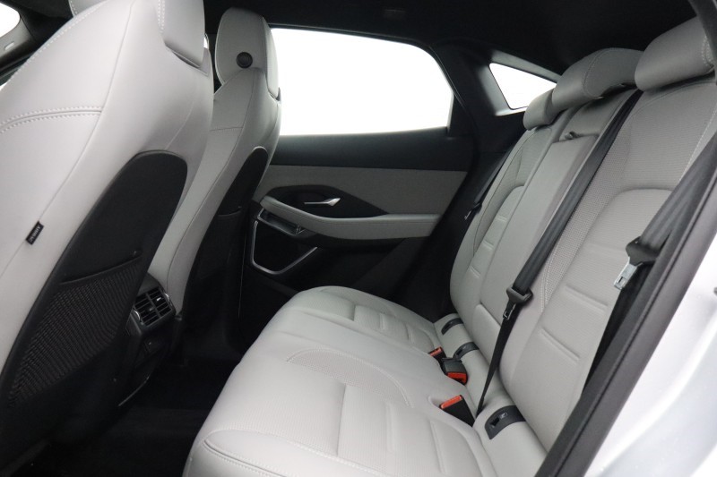 2023 (23) JAGUAR E-PACE 1.5 P300e R-Dynamic HSE 5dr Auto 5625701