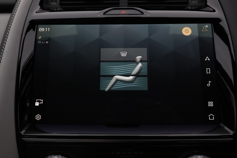 2023 (23) JAGUAR E-PACE 1.5 P300e R-Dynamic HSE 5dr Auto 5625728