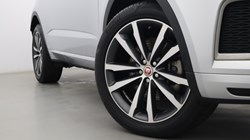 2023 (23) JAGUAR E-PACE 1.5 P300e R-Dynamic HSE 5dr Auto 5625739