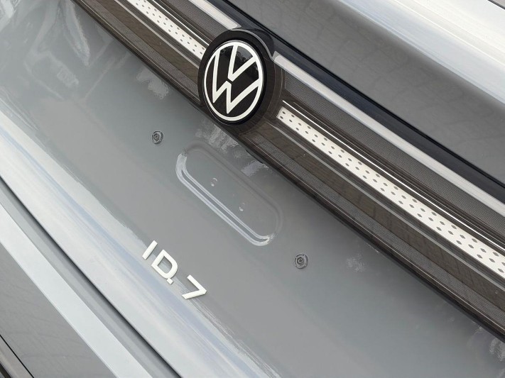  VOLKSWAGEN ID.7 210kW Match Pro S Plus 86kWh 5dr Auto [Int PLUS Pack] 5619920