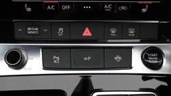 2022 (71) AUDI A6 45 TFSI 265 Quattro Black Edition 4dr S Tronic 5605609
