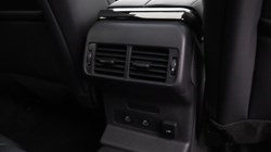 2024 (24) LAND ROVER RANGE ROVER VELAR 2.0 D200 MHEV Dynamic SE 5dr Auto 5608930