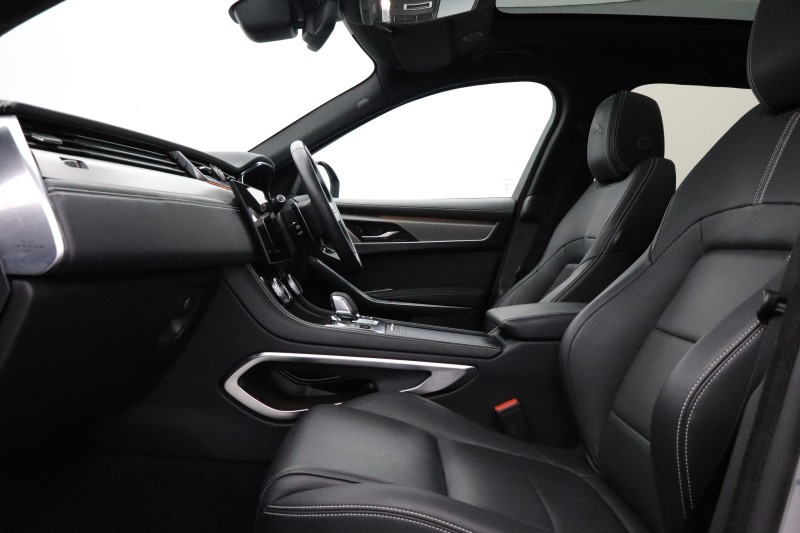 2023 (23) JAGUAR F-PACE 2.0 P250 R-Dynamic SE Black 5dr Auto AWD 5612751