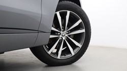 2023 (23) JAGUAR F-PACE 2.0 P250 R-Dynamic SE Black 5dr Auto AWD 5612800