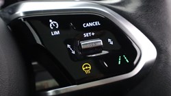 2023 (23) JAGUAR F-PACE 2.0 P250 R-Dynamic SE Black 5dr Auto AWD 5612770