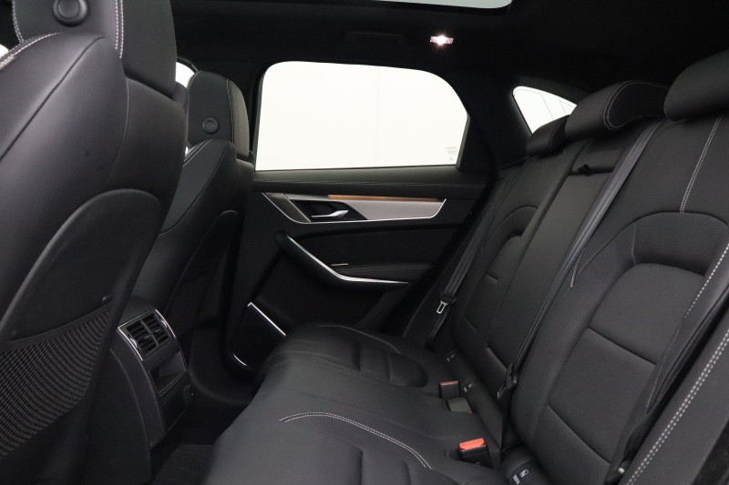 2023 (23) JAGUAR F-PACE 2.0 P250 R-Dynamic SE Black 5dr Auto AWD 5612752