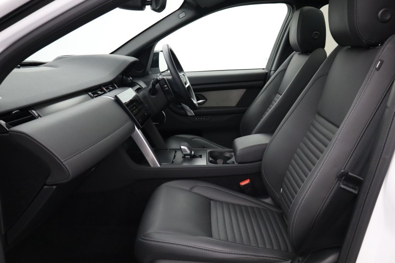 2025 (25) LAND ROVER DISCOVERY SPORT 2.0 D200 Dynamic HSE 5dr Auto [7 Seat] 5618088