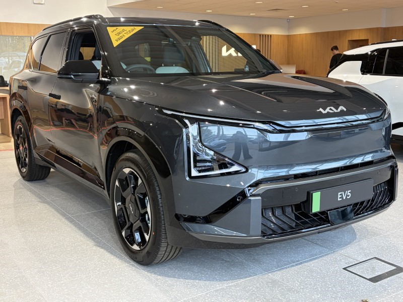 KIA EV5