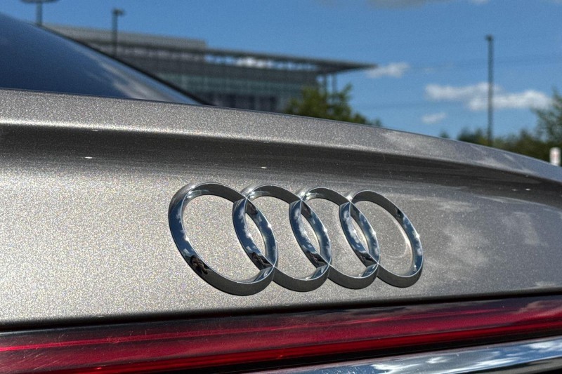 2019 (19) AUDI A8 50 TDI Quattro S Line 4dr Tiptronic 5664754