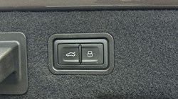 2019 (19) AUDI A8 50 TDI Quattro S Line 4dr Tiptronic 5664749