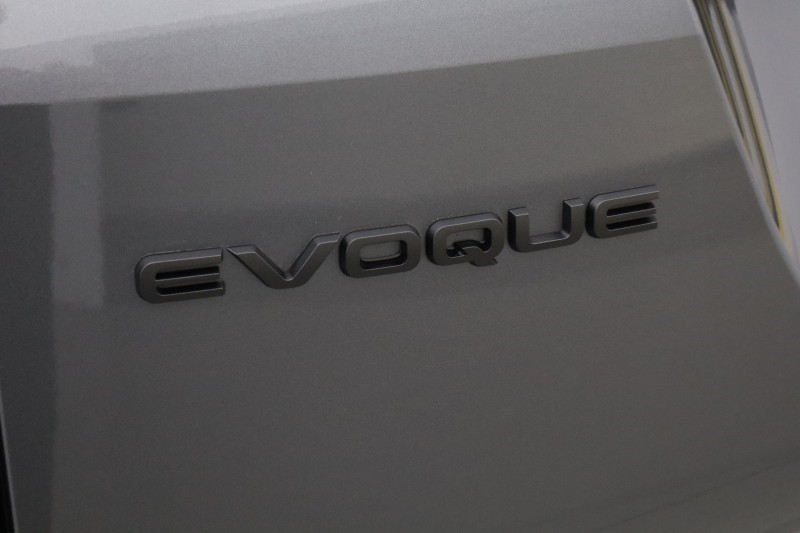 2025 (25) LAND ROVER RANGE ROVER EVOQUE 2.0 D200 Dynamic SE 5dr Auto 5644073