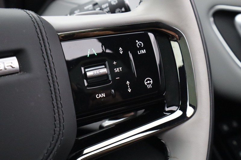 2025 (25) LAND ROVER RANGE ROVER VELAR 2.0 D200 MHEV Autobiography 5dr Auto [Revised] 5618968