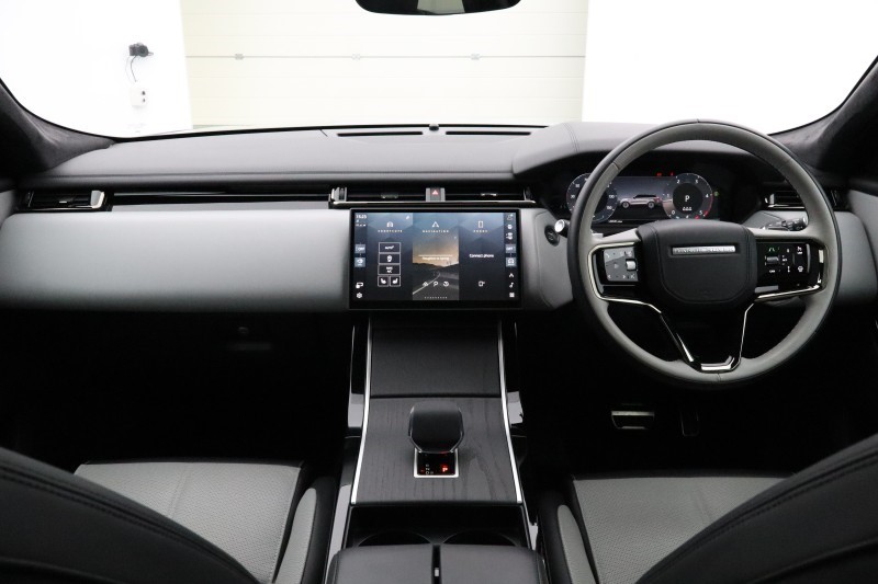 2025 (25) LAND ROVER RANGE ROVER VELAR 2.0 D200 MHEV Autobiography 5dr Auto [Revised] 5618954