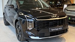 KIA SPORTAGE 1.6T GDi HEV Storm 5dr Auto 5695746