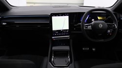 2025 (25) RENAULT RAFALE E-Tech FHEV Iconic Esprit Alpine 5dr Auto 4C 5629872