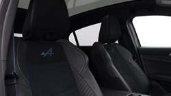 2025 (25) RENAULT RAFALE E-Tech FHEV Iconic Esprit Alpine 5dr Auto 4C 5629880