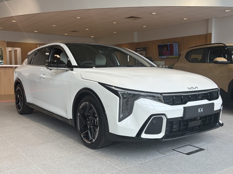 KIA K4