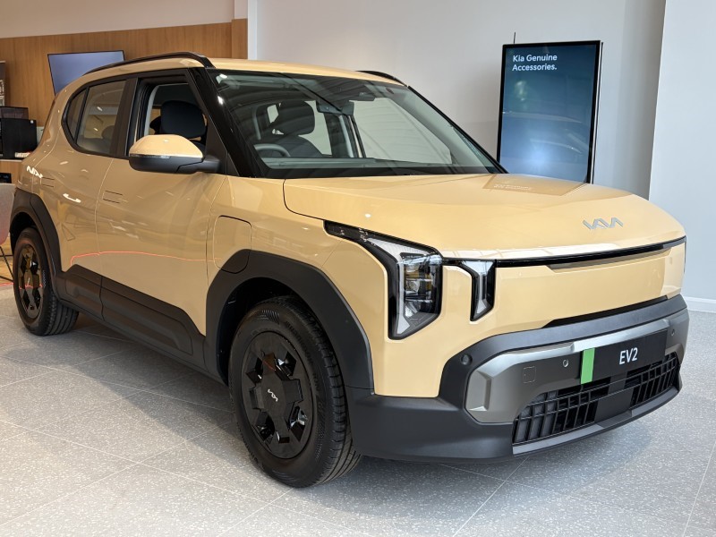 KIA EV2
